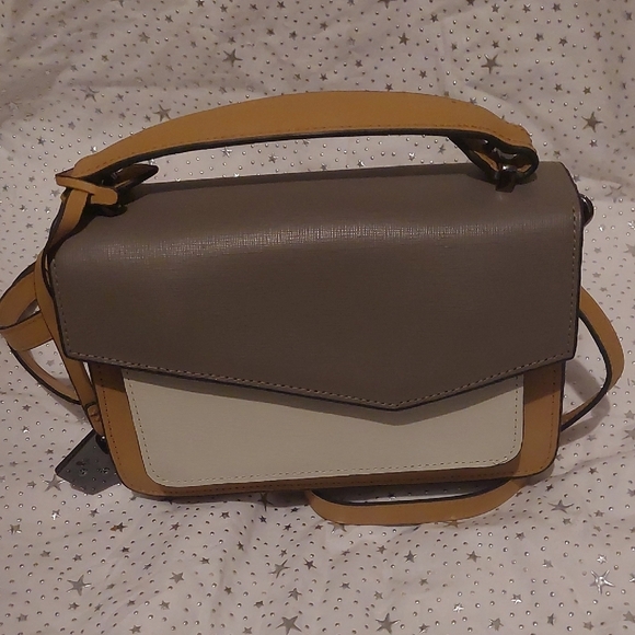 Elegant Tan and Cream Women's Bag. Like New. - Picture 3 of 7